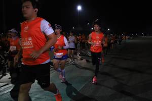 BIB: 22683, 25531, 24848
                            <button type="button" onclick="openModal(10598468)" class="btn btn-primary btn-sm float-right btn-popup" data-toggle="modal" data-target=".modal-high-quality">
                        <i class="fas fa-shopping-cart"></i> Add to Cart
                    </button>
                                            <button type="button" onclick="isThisMe(10598468, true)" class="btn btn-success btn-sm float-right btn-popup btn-isme hidden" data-toggle="tooltip" data-placement="bottom" title="นี่คือรูปของคุณใช่ไหม คลิกที่นี่เพื่อเอาเข้าอัลบั้ม">
                        <i class="fas fa-plus"></i> Add to album
                    </button>
                    <button type="button" onclick="isThisMe(10598468, false)" class="btn btn-warning btn-sm float-right btn-popup btn-isnotme hidden">
                        <i class="fas fa-ban"></i> Remove from album
                    </button>